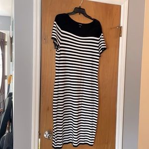 Torrid knit dress. Black/white stripped.  Size 1 (14/16).  Never worn.